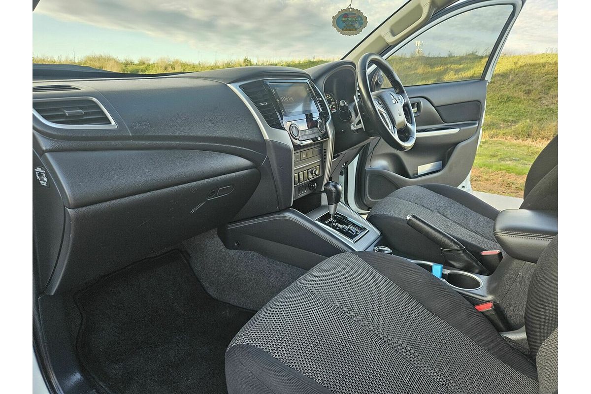 2019 Mitsubishi Triton GLS MR 4X4