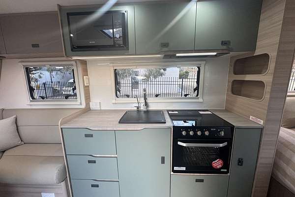 2025 Jayco Discovery 21.66-3.Dy-My25