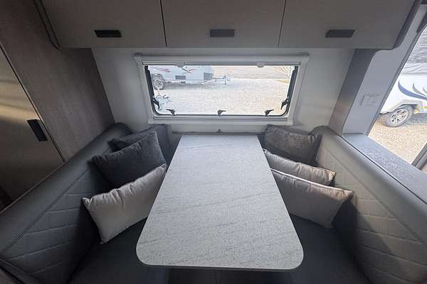 2023 Jayco Journey 17.58-1.Jy-My23