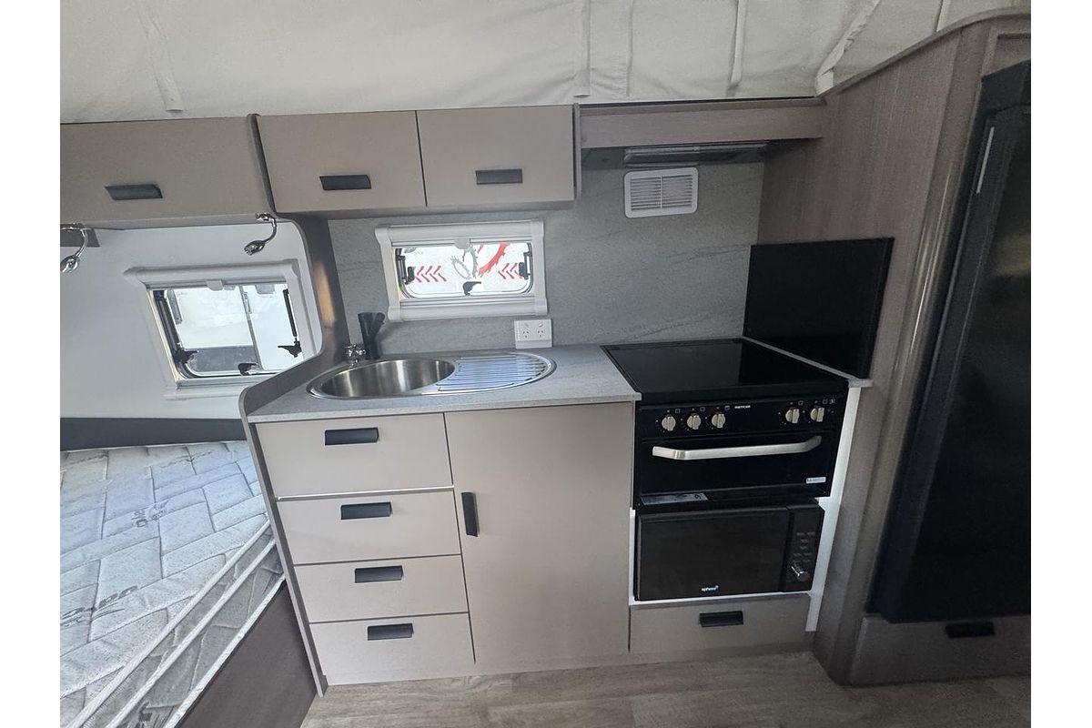 2023 Jayco Journey 17.58-1.Jy-My23