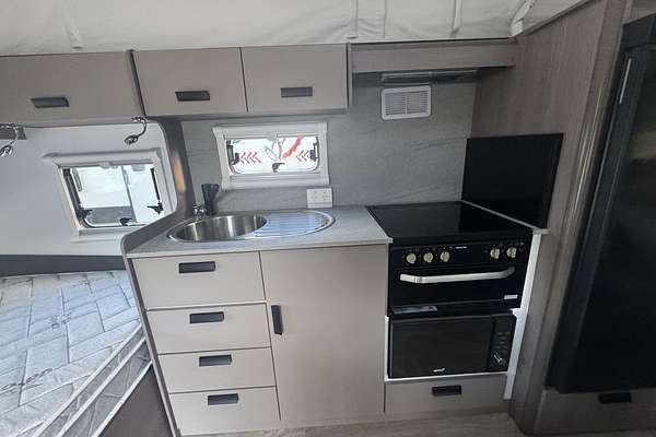 2023 Jayco Journey 17.58-1.Jy-My23