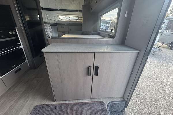 2023 Jayco Journey 17.58-1.Jy-My23