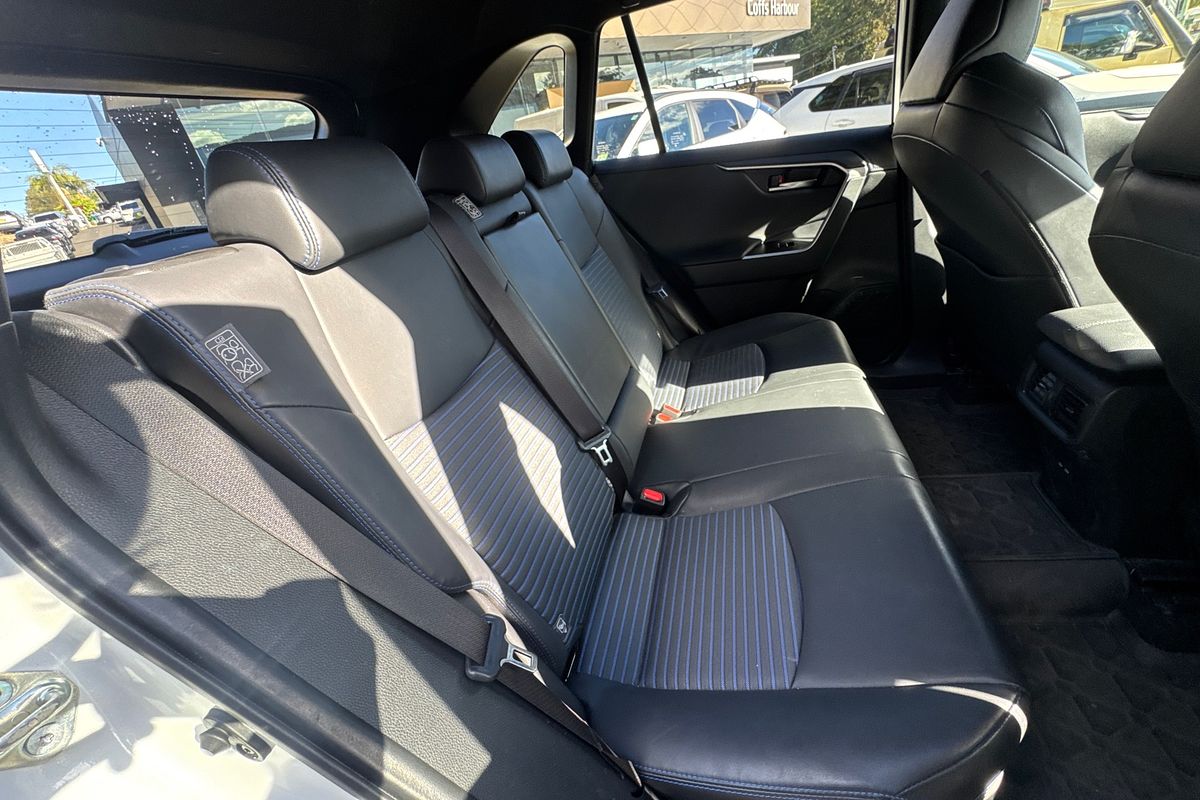 2023 Toyota RAV4 XSE AXAH54R