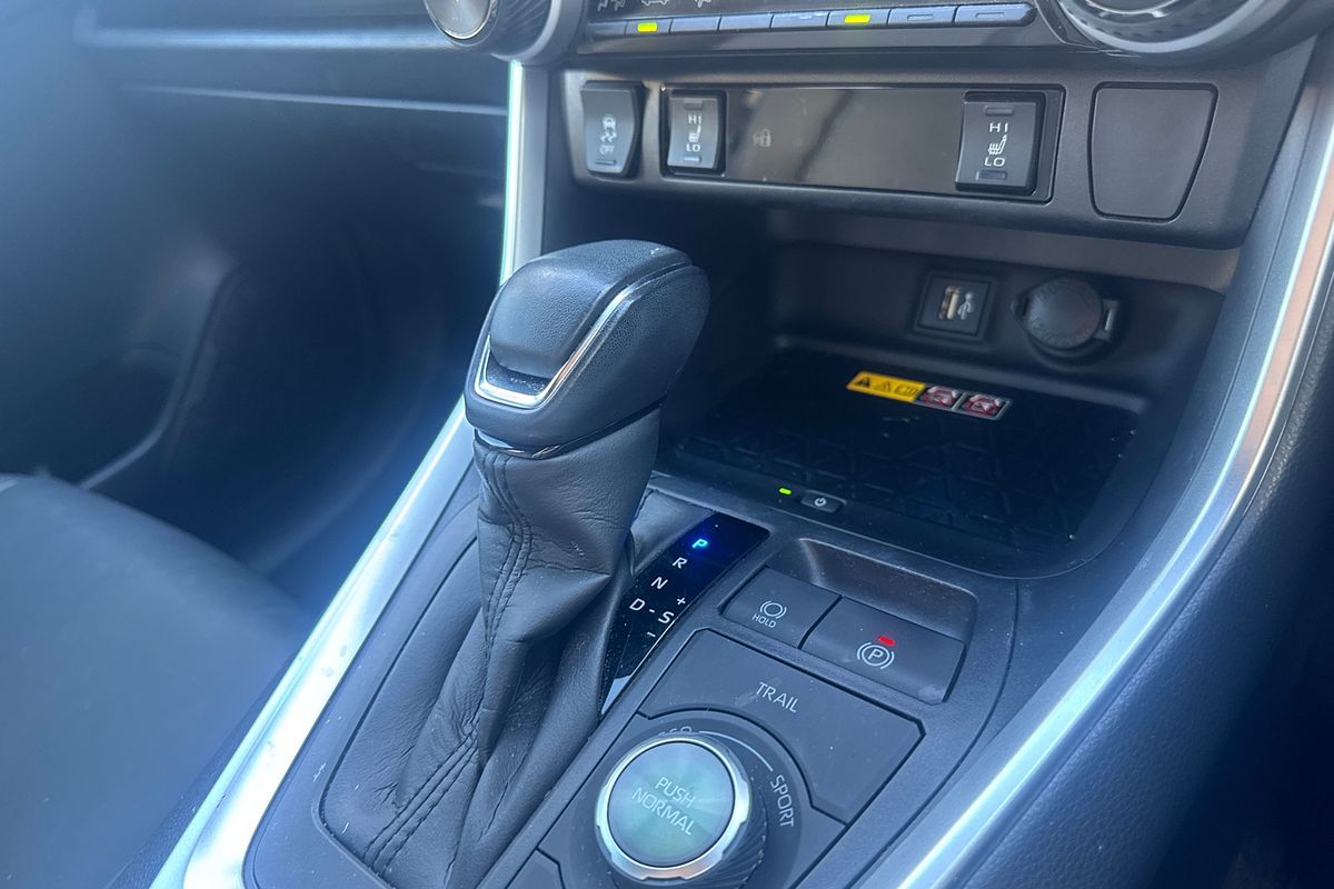 2023 Toyota RAV4 XSE AXAH54R