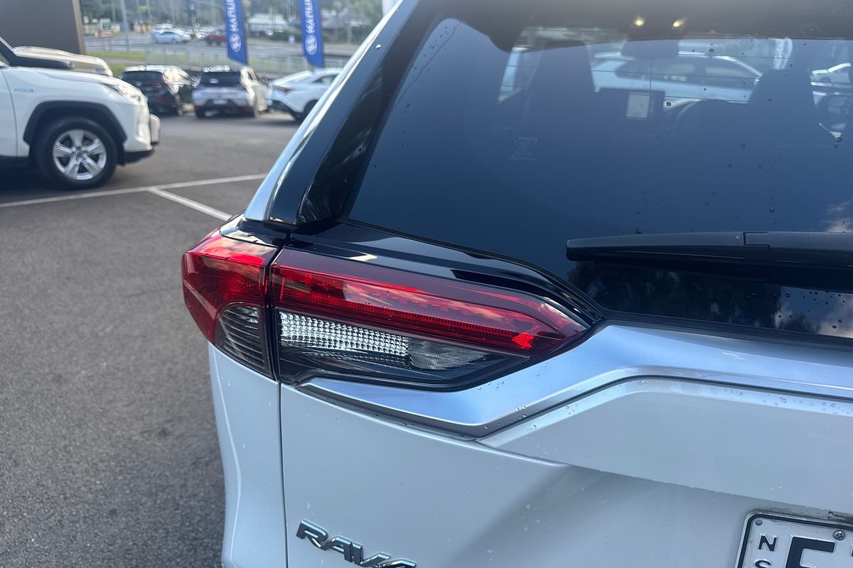 2023 Toyota RAV4 XSE AXAH54R
