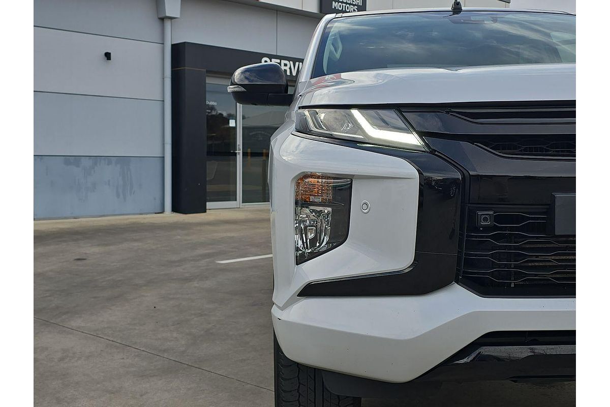 2020 Mitsubishi Triton GSR MR 4X4