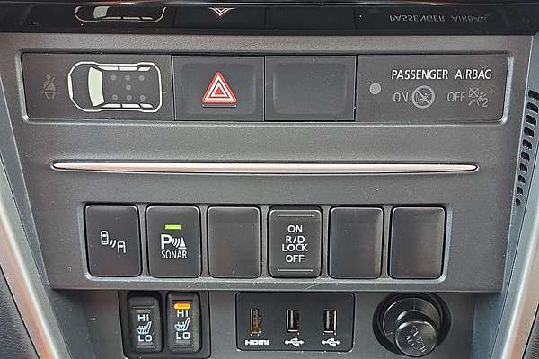2020 Mitsubishi Triton GSR MR 4X4