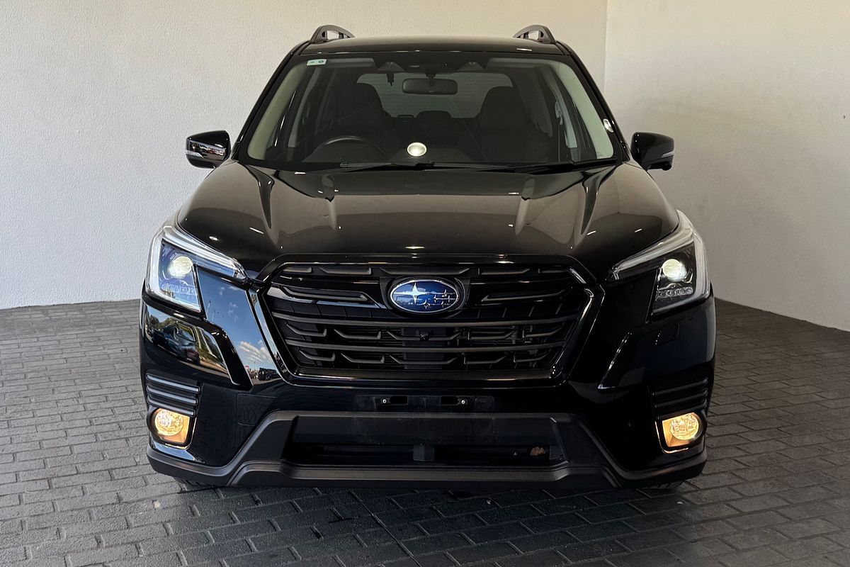 2022 Subaru Forester 2.5i Premium S5