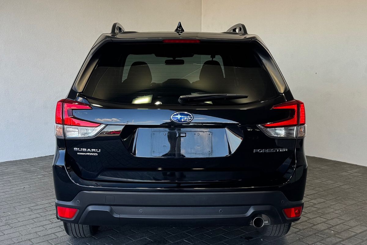 2022 Subaru Forester 2.5i Premium S5