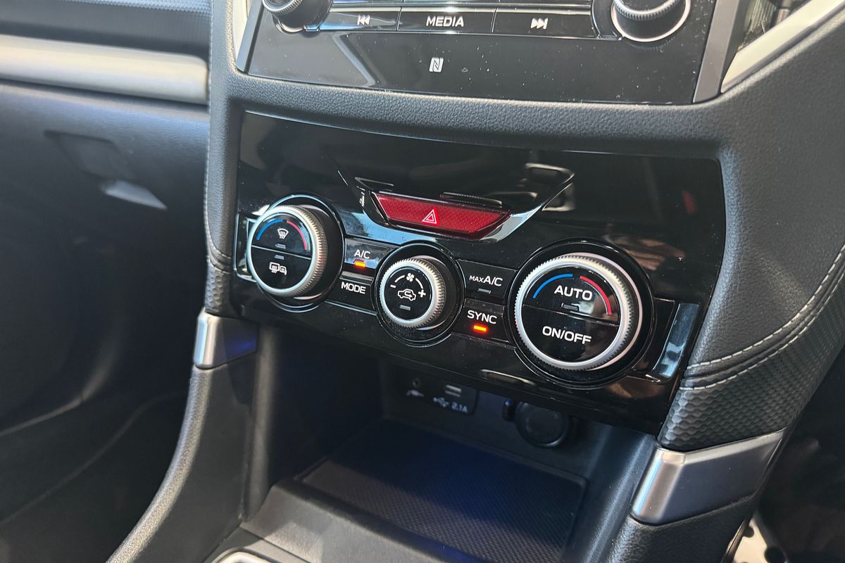 2022 Subaru Forester 2.5i Premium S5