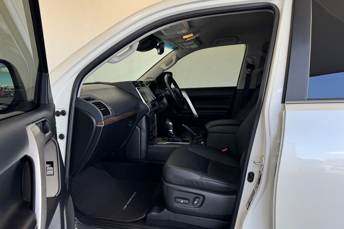 2022 Toyota Landcruiser Prado VX GDJ150R