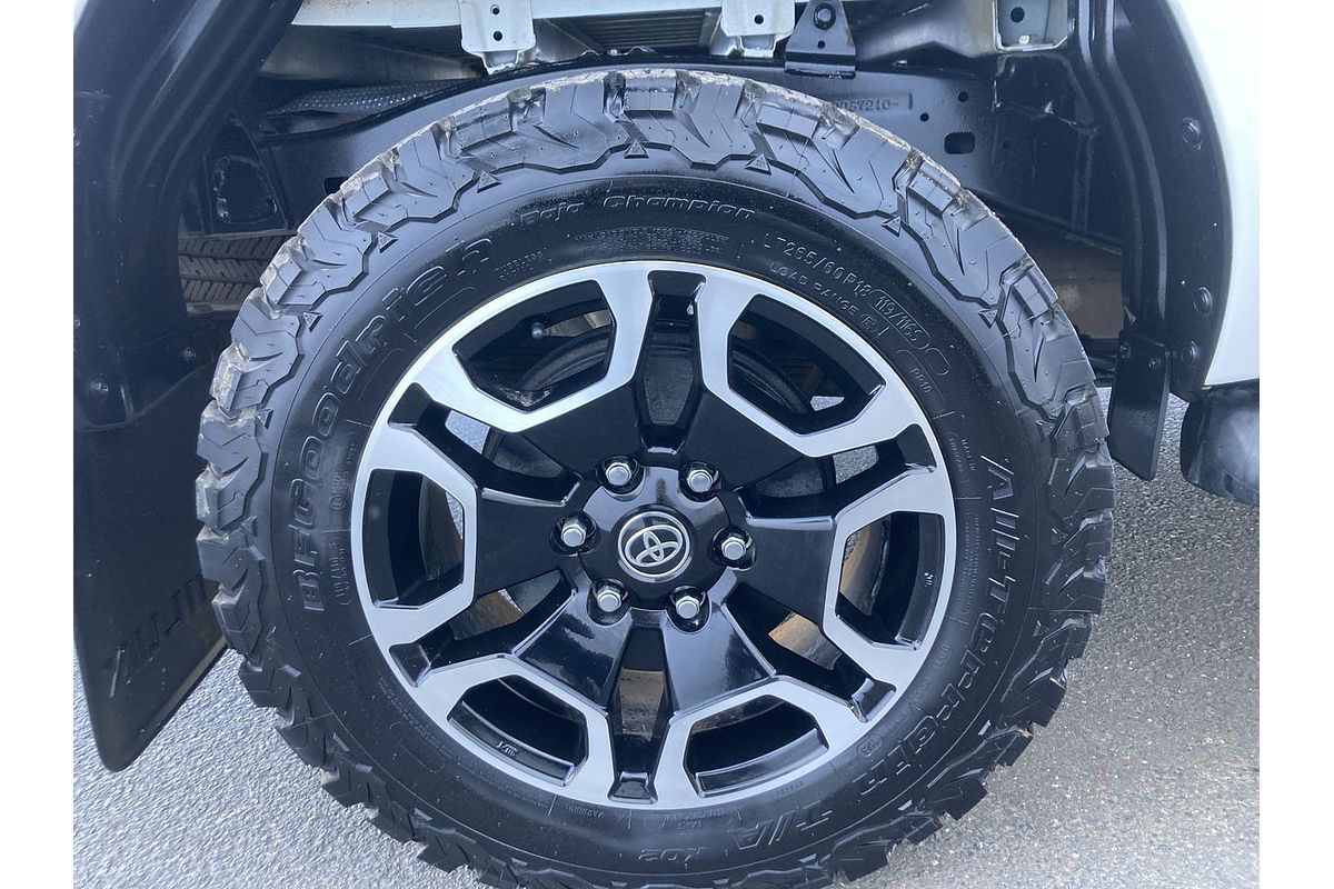 2022 Toyota Hilux SR5 GUN126R 4X4