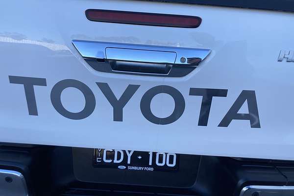 2022 Toyota Hilux SR5 GUN126R 4X4