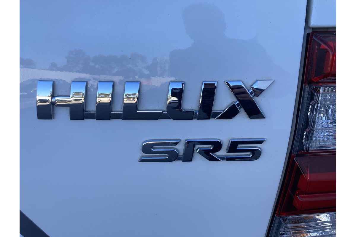 2022 Toyota Hilux SR5 GUN126R 4X4