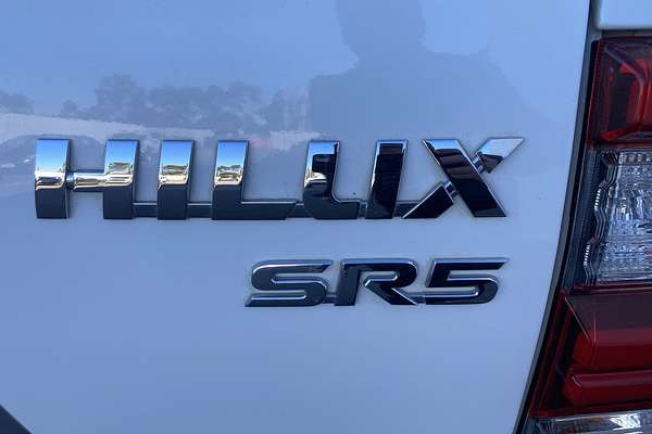 2022 Toyota Hilux SR5 GUN126R 4X4