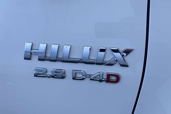 2022 Toyota Hilux SR5 GUN126R 4X4