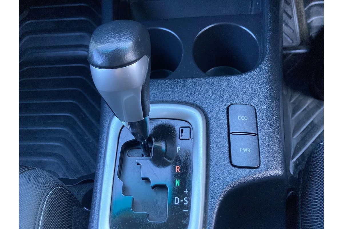 2022 Toyota Hilux SR5 GUN126R 4X4