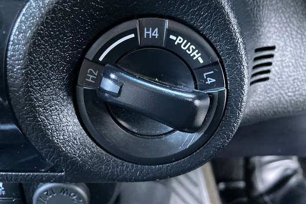 2022 Toyota Hilux SR5 GUN126R 4X4