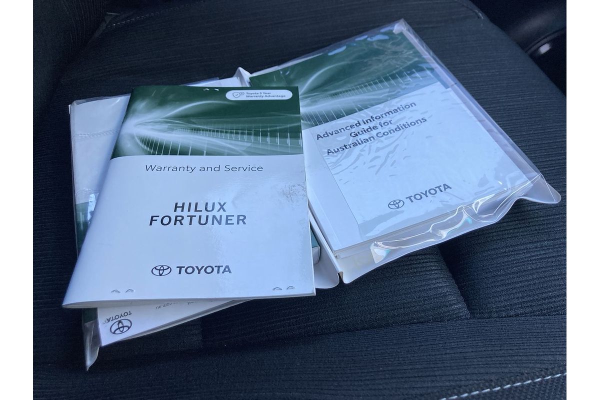 2022 Toyota Hilux SR5 GUN126R 4X4