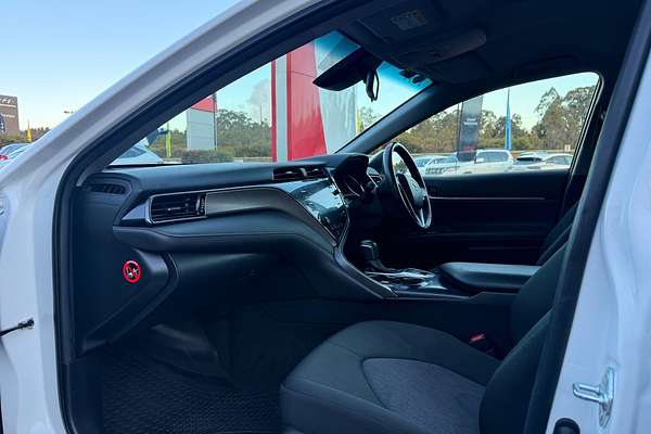 2018 Toyota Camry Ascent Sport AXVH71R