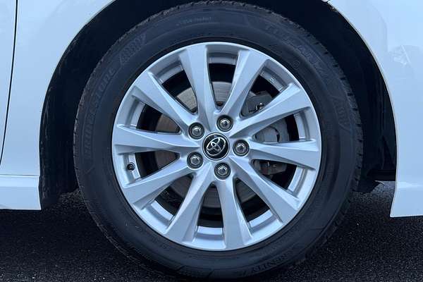 2018 Toyota Camry Ascent Sport AXVH71R
