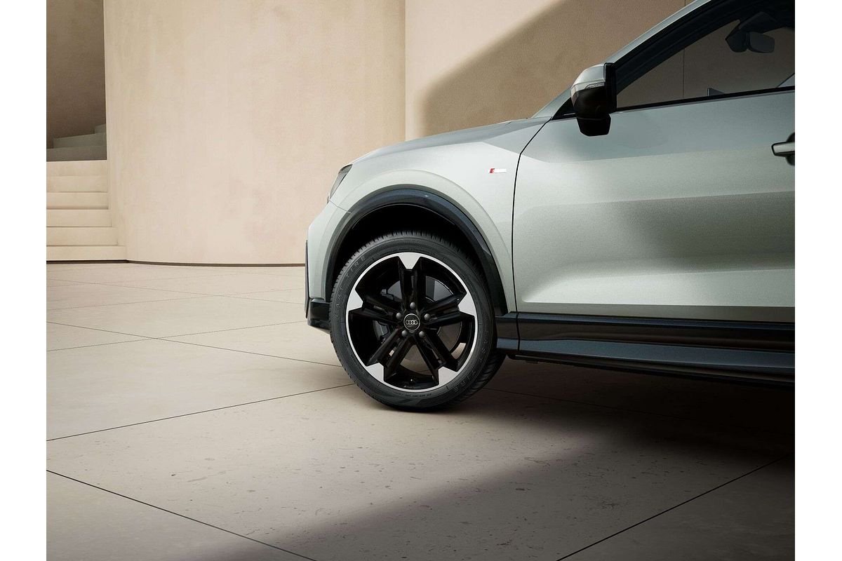 2025 Audi Q2 40 TFSI S line GA