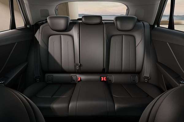 2025 Audi Q2 40 TFSI S line GA