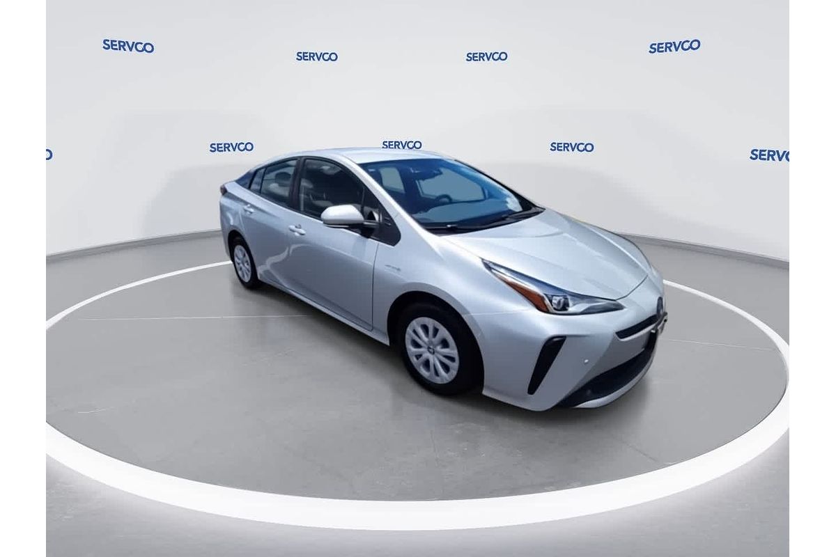 2022 Toyota Prius LE