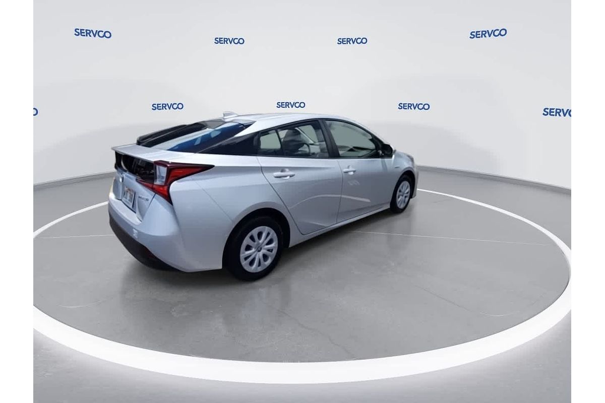 2022 Toyota Prius LE
