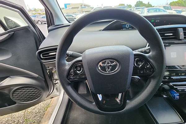 2022 Toyota Prius LE