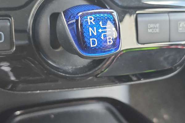 2022 Toyota Prius LE