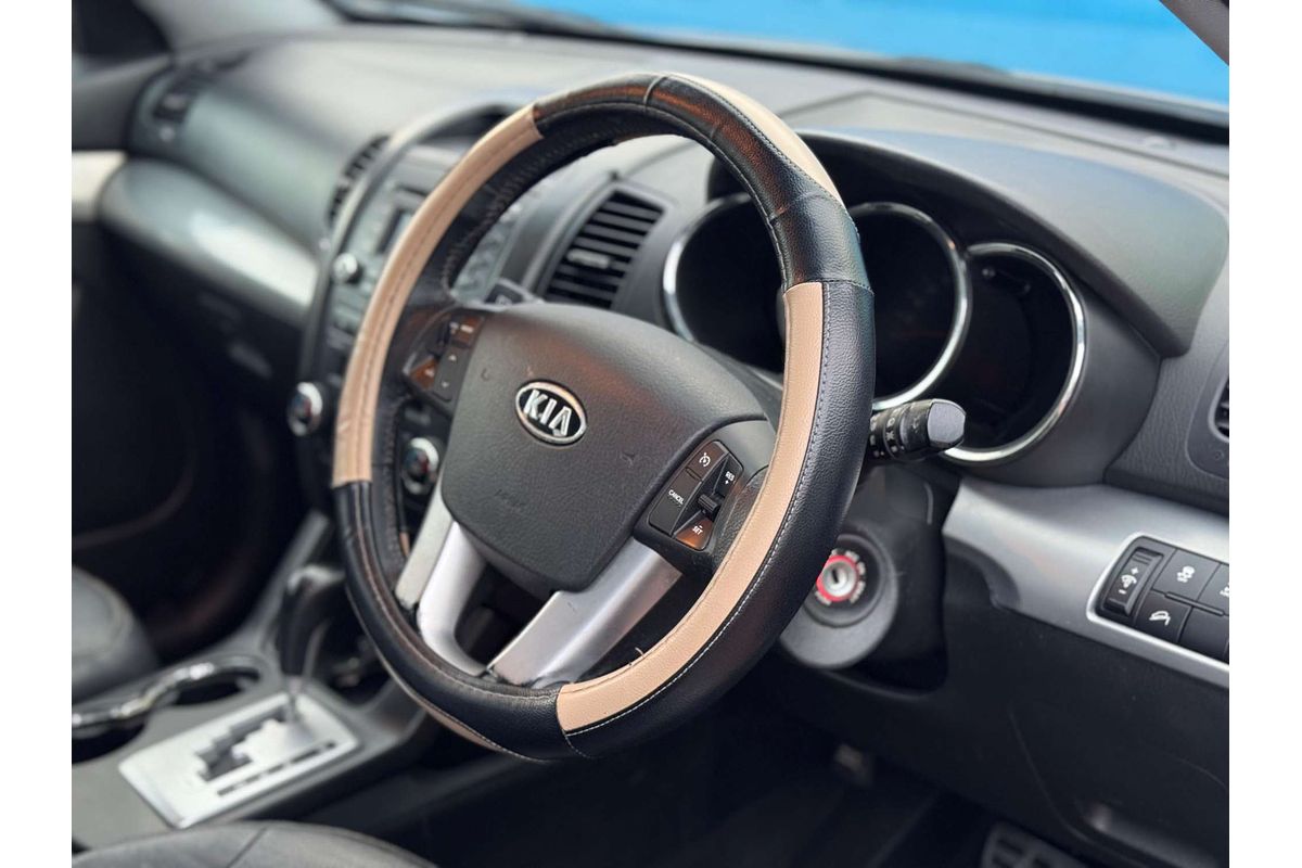 2010 Kia Sorento SLi XM