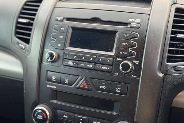 2010 Kia Sorento SLi XM