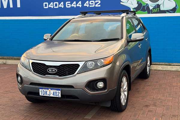 2010 Kia Sorento SLi XM