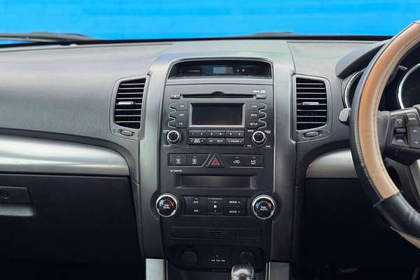2010 Kia Sorento SLi XM