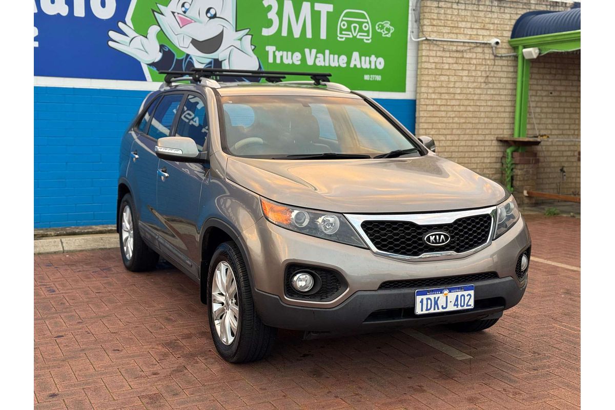 2010 Kia Sorento SLi XM