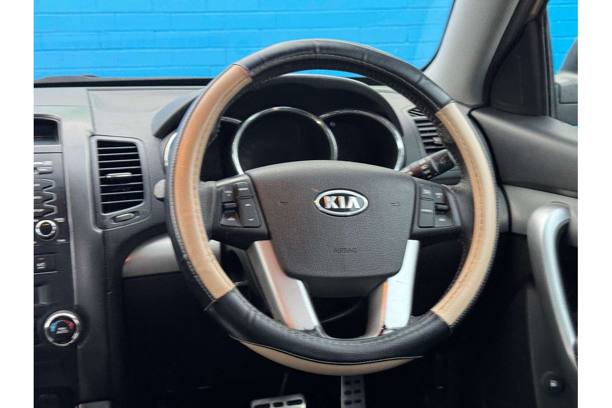 2010 Kia Sorento SLi XM