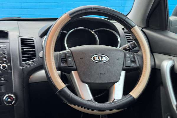2010 Kia Sorento SLi XM