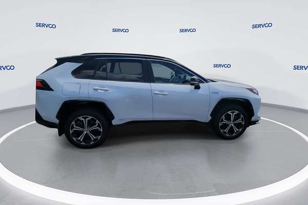2024 Toyota RAV4 XSE