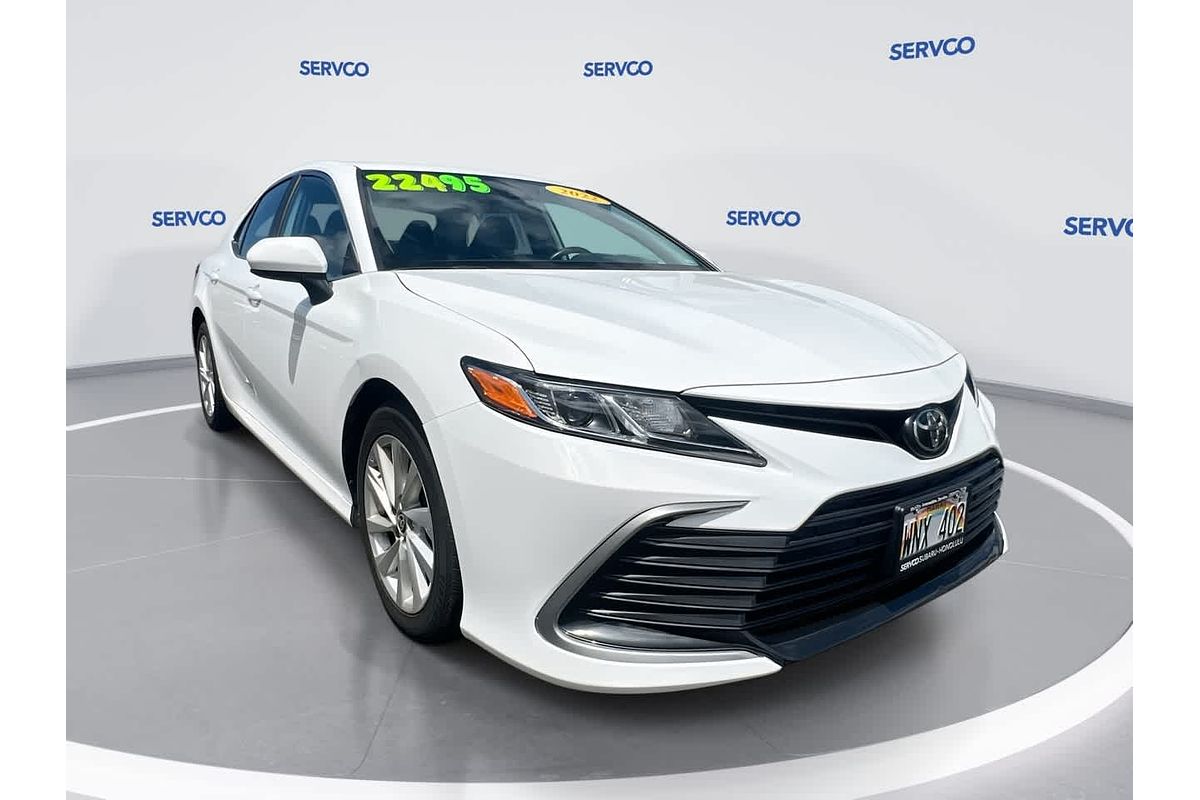 2022 Toyota Camry LE