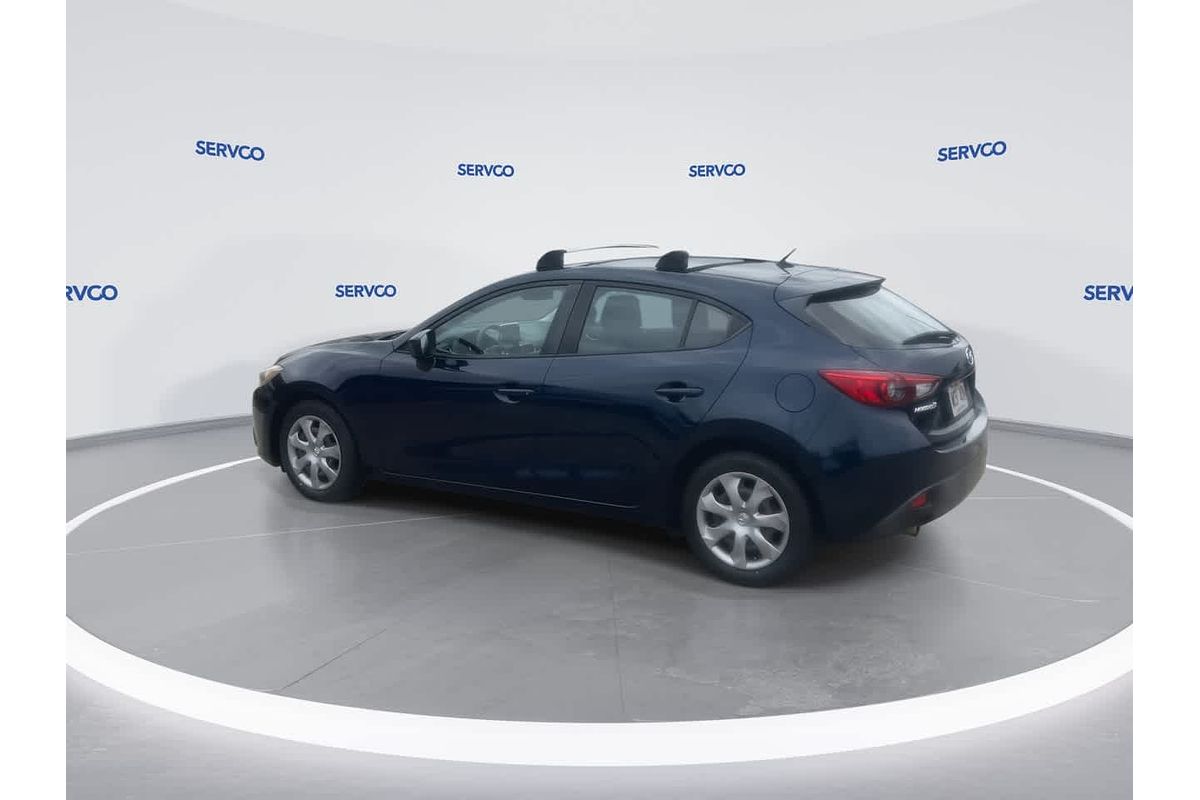 2015 Mazda 3 i Sport