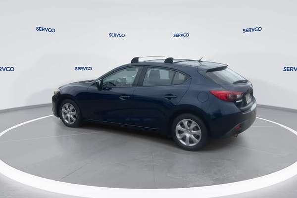 2015 Mazda 3 i Sport