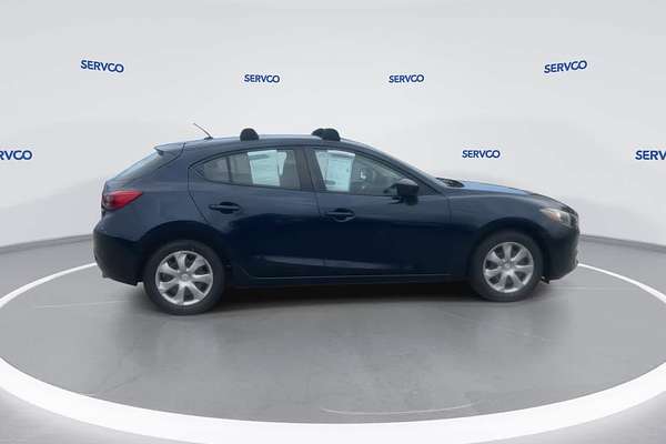2015 Mazda 3 i Sport