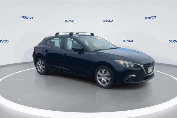 2015 Mazda 3 i Sport