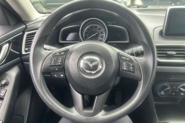 2015 Mazda 3 i Sport