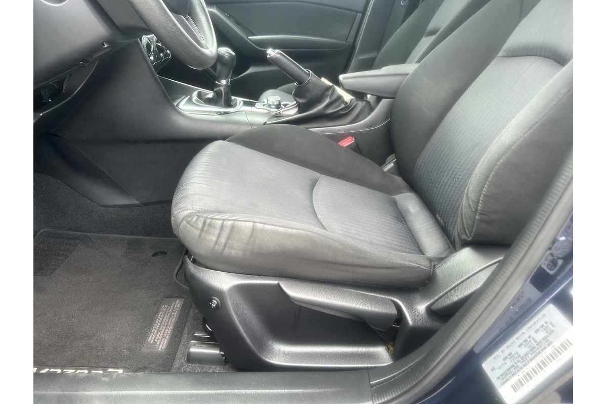 2015 Mazda 3 i Sport