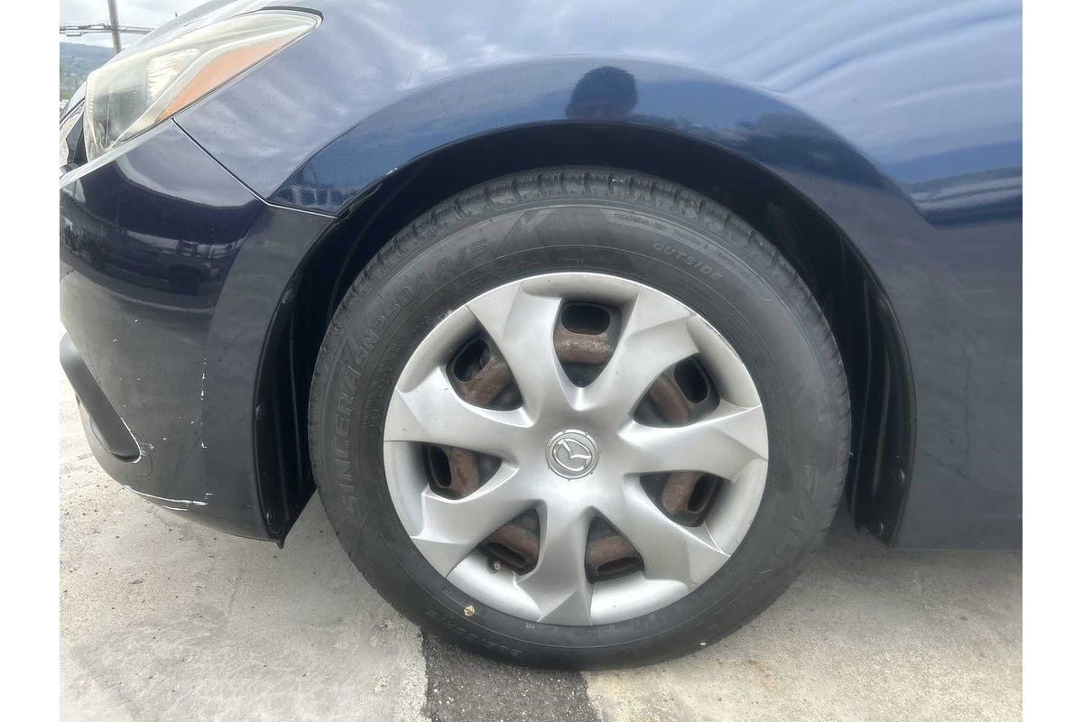 2015 Mazda 3 i Sport