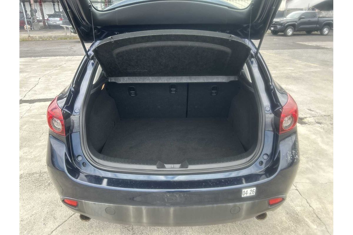 2015 Mazda 3 i Sport