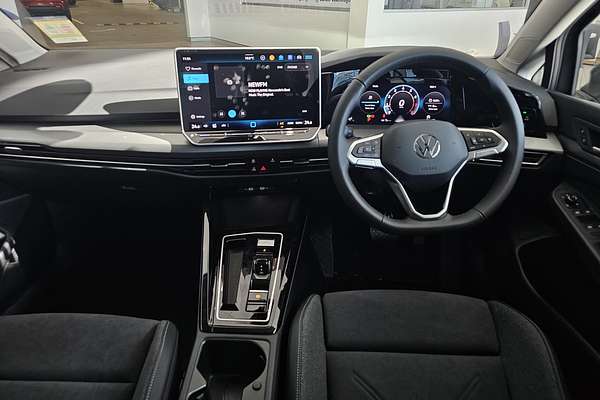 2025 Volkswagen Golf 110TSI Style 8.5