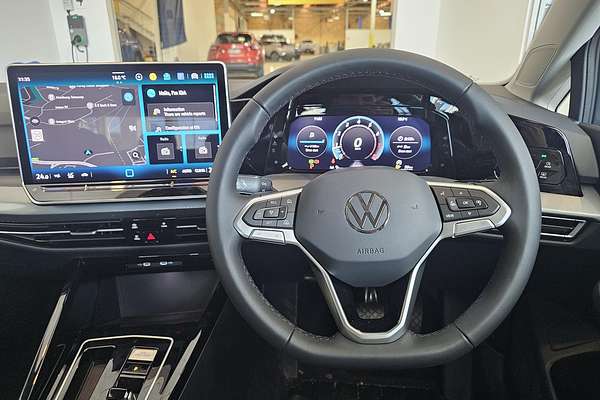 2025 Volkswagen Golf 110TSI Style 8.5
